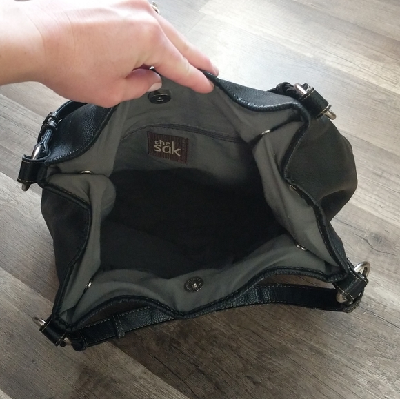 The sak black soft leather shoulder purse - Picture 3 of 8